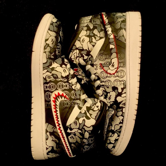 Jordan 1 Custom Bape - Picture 10 of 14